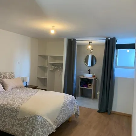 Dans Maison Basque *